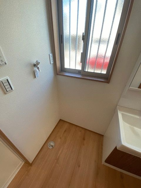 グランソフィア豊四季の設備|室内洗濯機置き場です
