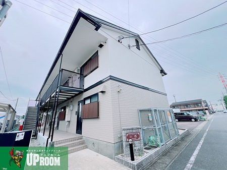 サニーサイドコーポ川西の外観