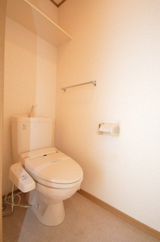 【トイレ】 | ネオガーデン朽網東 | 清潔感のあるトイレです