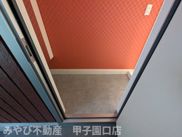 SOLEADO鳴尾の玄関