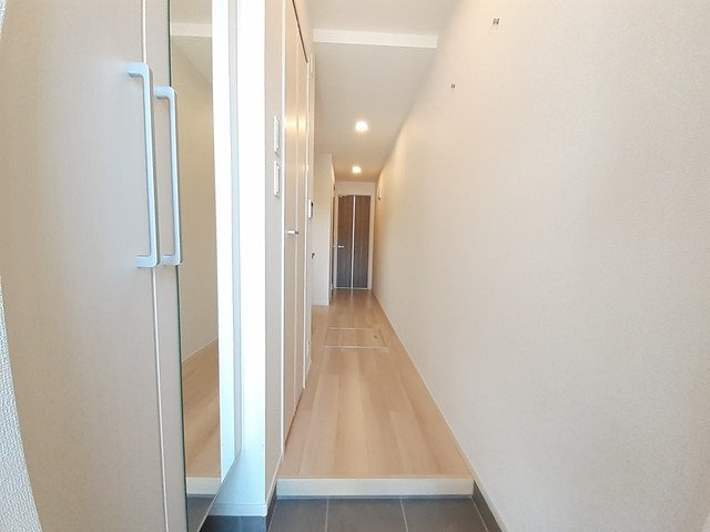 グランデフォルトーネＢの玄関