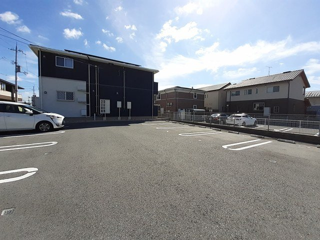 エスペランサ天神Ⅳの駐車場