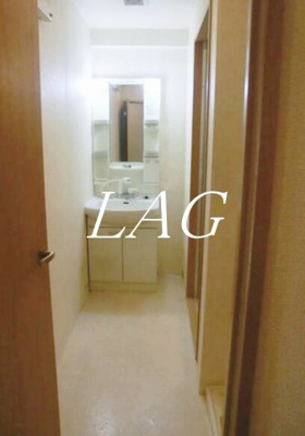 【洗面所】 | チェアーズ鵜の木 | 洗面台です。