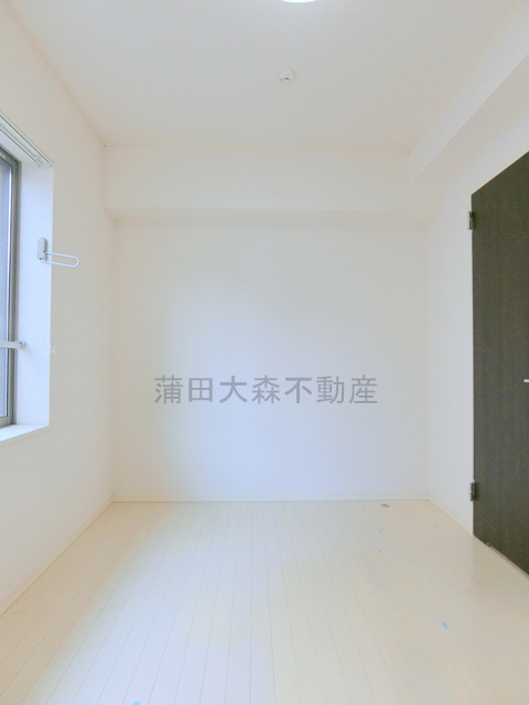 スカイ・ユース羽田の居間・リビング