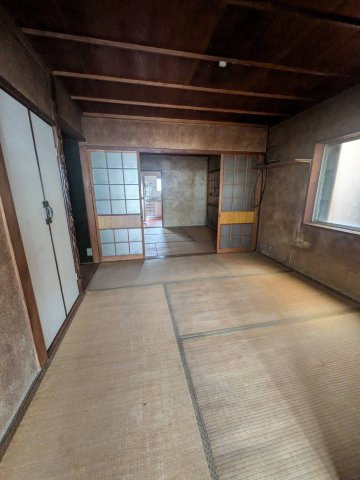 東二見戸建の居間・リビング
