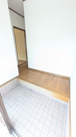 岡山市南区東畦の一戸建ての玄関