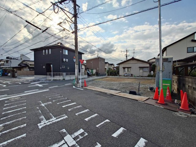 SUN COURTーサンコート－小倉南区横代北町2丁目【小倉南区　新築戸建て】の前面道路含む現地写真|現地撮影　2026,10,6　SUN COURTーサンコート－小倉南区横代北町2丁目【小倉南区　新築戸建て】