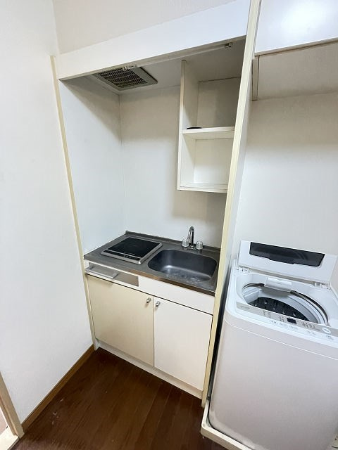 レオパレスツツミ28のキッチン