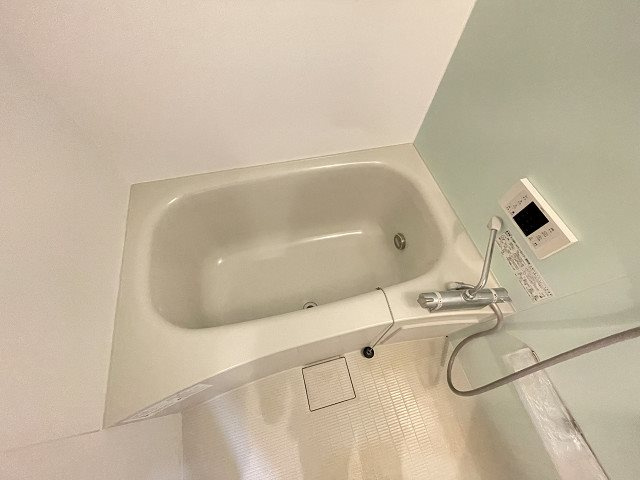 ピケルーナ西宮北口の浴室