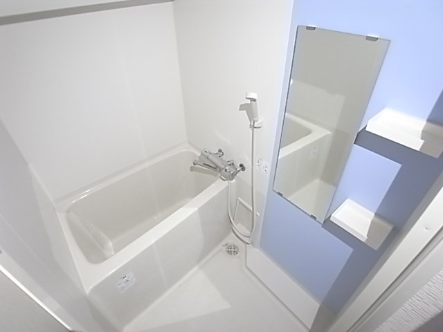 メゾンプラージュ苅藻の浴室