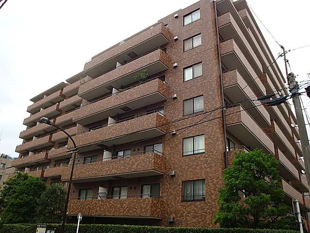 新神楽坂ハウスの外観|新神楽坂ハウス：スーパーやコンビニ近く買物便利！