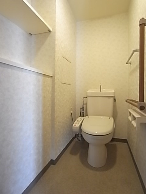 フレンテ灘のトイレ