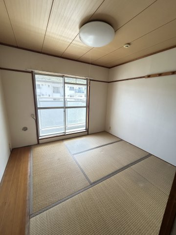 横尾２団地８２号棟の和室