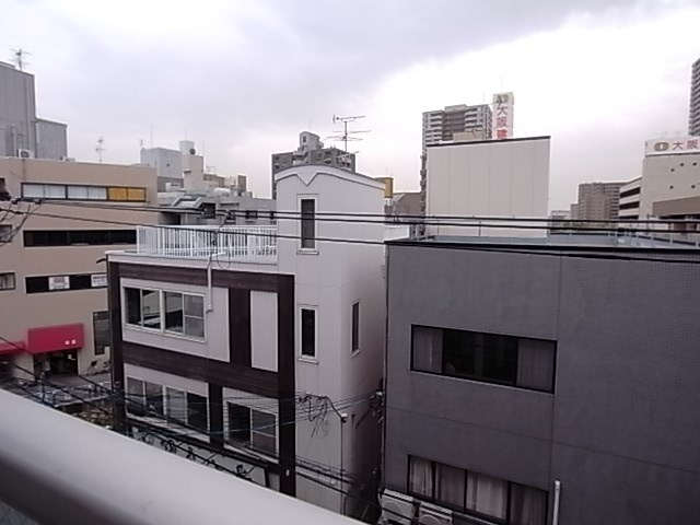 西宮公同教会総合ビルの展望