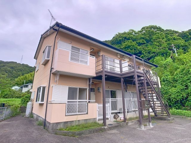 ラヴィーン横浜の外観