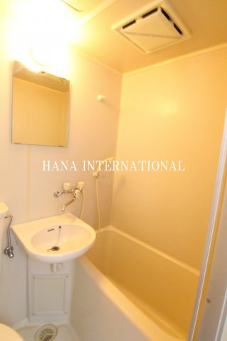 ランディー新浦安の浴室|他部屋参考写真