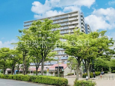 小松川パークマンション弐号棟の外観|新耐震基準適合マンション。総戸数：310戸のビッグコミュニティ。フラット35「S｝利用可能物件です。