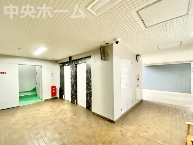 小松川パークマンション弐号棟のロビー|ロビー