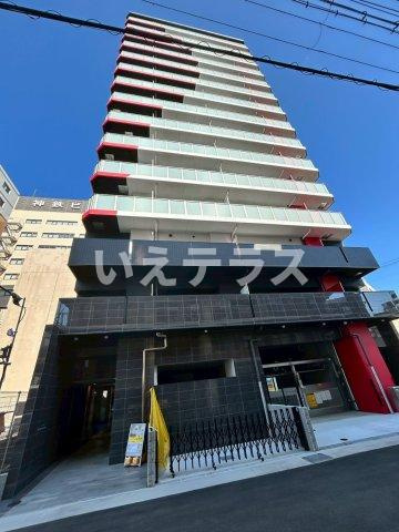 GENOVIA神戸新開地駅前のエントランス