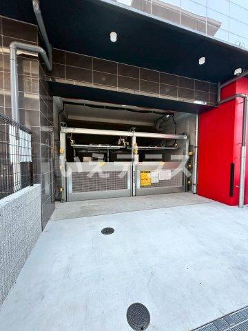 GENOVIA神戸新開地駅前の駐車場