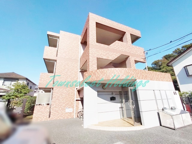 鎌倉市梶原１丁目の賃貸マンションの外観
