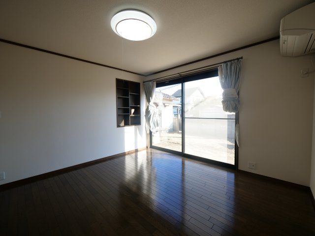 東川原戸建の内装