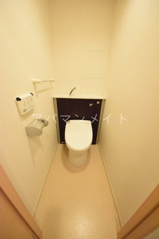【トイレ】 | アンジュ | 落ち着いた色調のトイレです