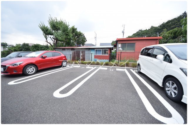 【駐車場】 | アンジュ | 駐車場です