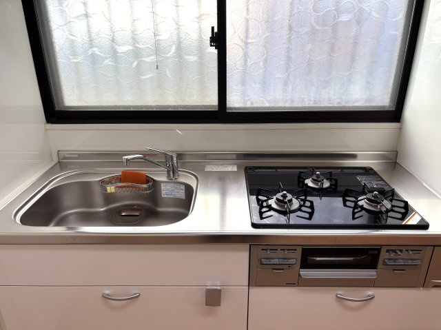 新潟市西区小針西1丁目のキッチン
