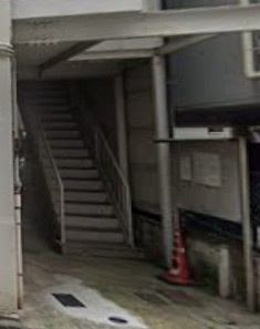 コーポニコニコのエントランス