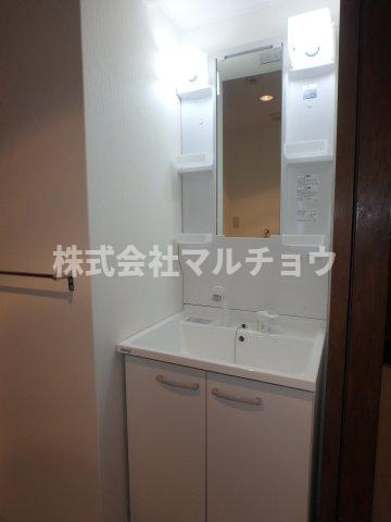 ウィステリア紀伊田辺の洗面所|※現況と異なる場合があります