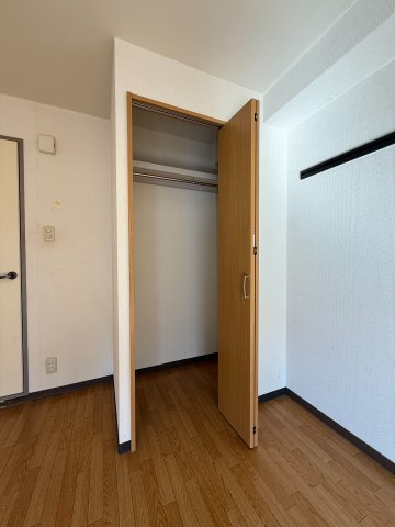 ハイツNANIWAの収納