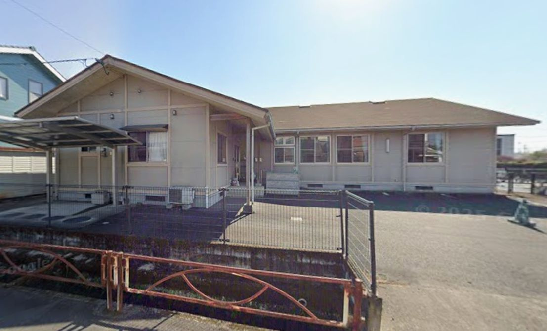 都城市一万城町の事務所