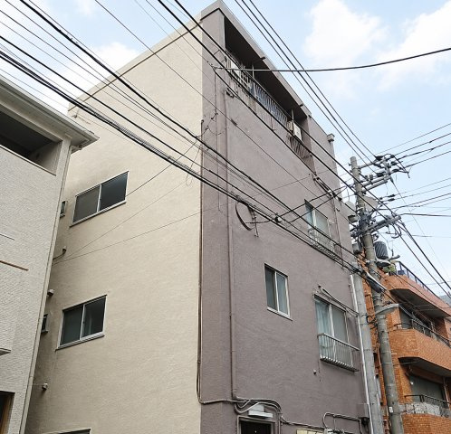 江東区　一棟アパートの外観