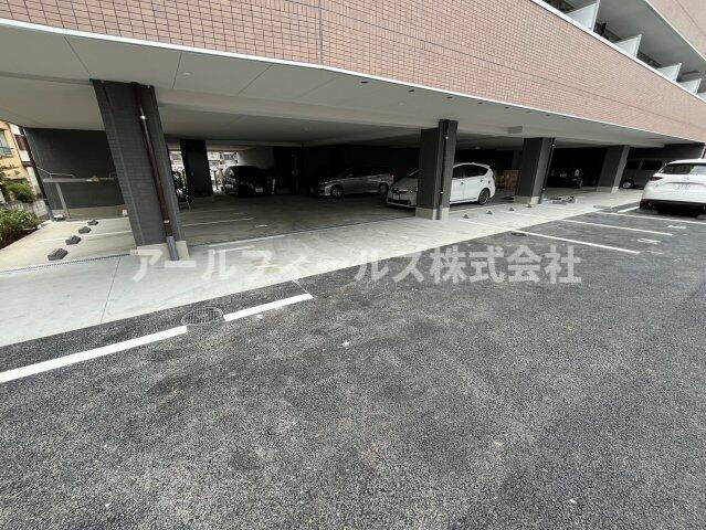 ＬＥＶＩＣＩＡ　ＢＬＤＧ．Ⅱ（レヴィシアビルディングツー）の駐車場