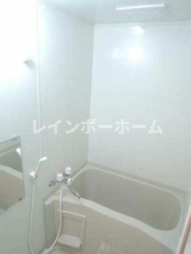 メゾンフォーの浴室
