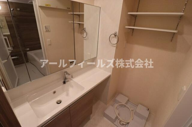 Ｓｔｅｌｌａ　東平賀の洗面所