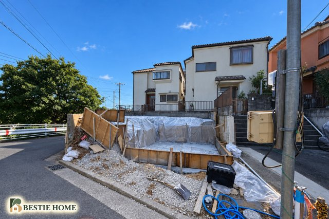 横浜市緑区寺山町　新築戸建