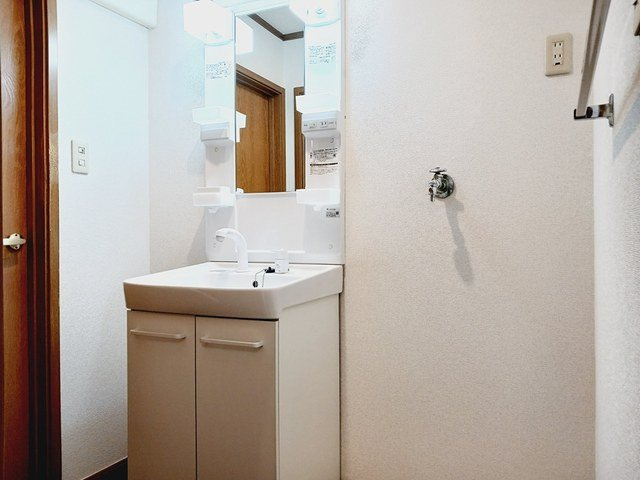 忙しい朝には欠かせない洗面所です