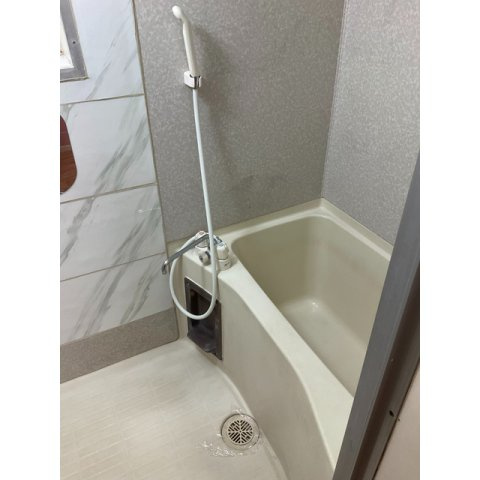 ゆったり過ごせるお風呂です
