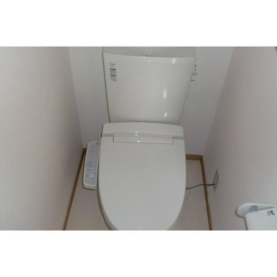 ＡＬＢＡ　ＲＥＳＩＤＥＮＣＥのトイレ
