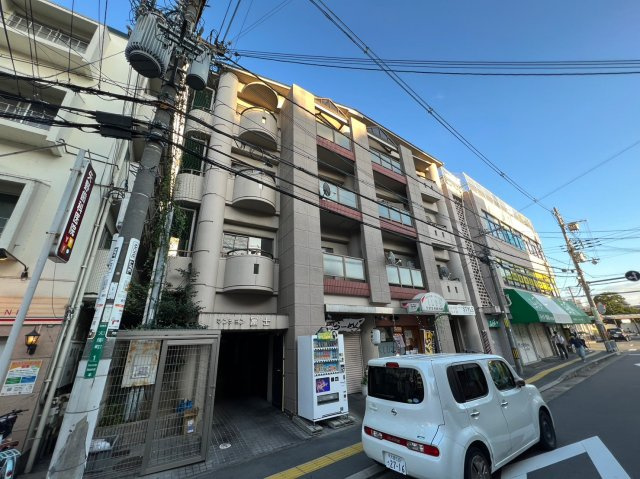 マンション富士の外観