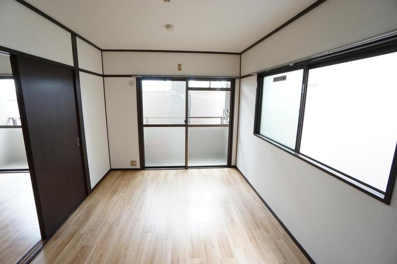 マンション富士の洋室