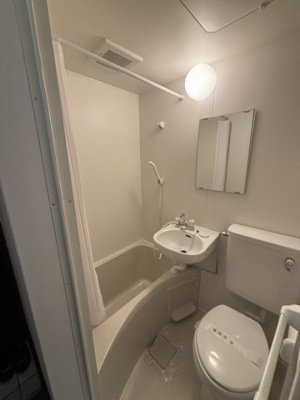 【浴室】 | フレンドシップ東久留米 | 別部屋のお写真になります。