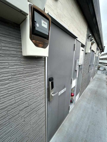 シンプルで使いやすい玄関です