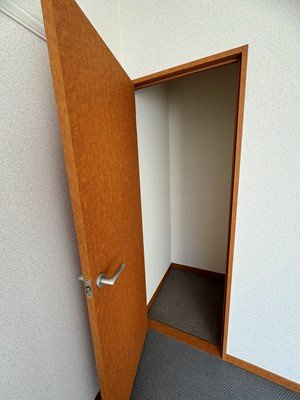 明るい室内です