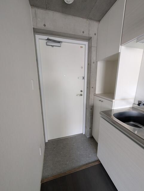 大田区千鳥２丁目の賃貸マンションの玄関