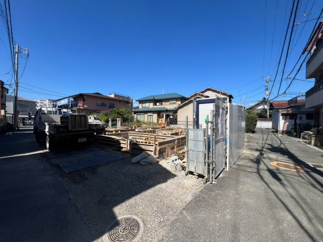 丑寅２丁目アパート（０２８６１２１０１）のエントランス