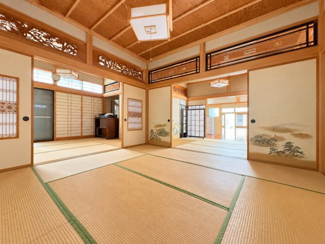 福井市畠中町　中古住宅♪