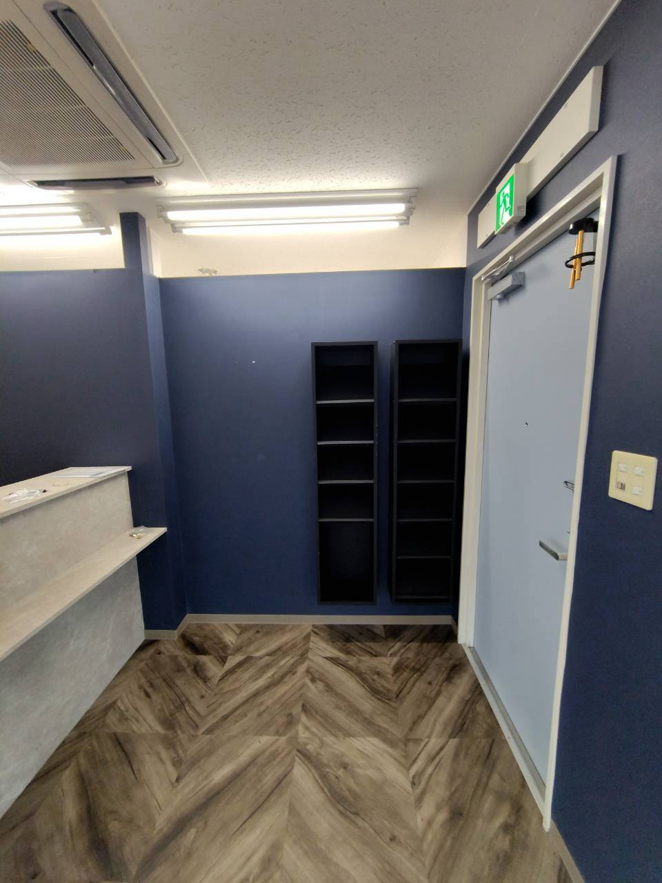 千葉市中央区新町の店舗事務所の内装